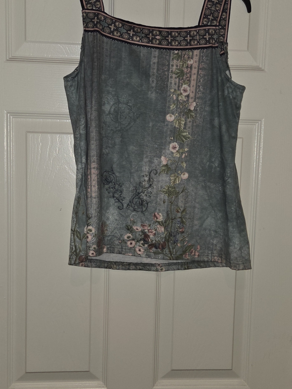 Boho Floral Teal V‑Neck Camisole with Printed Border - Picture 4 of 5